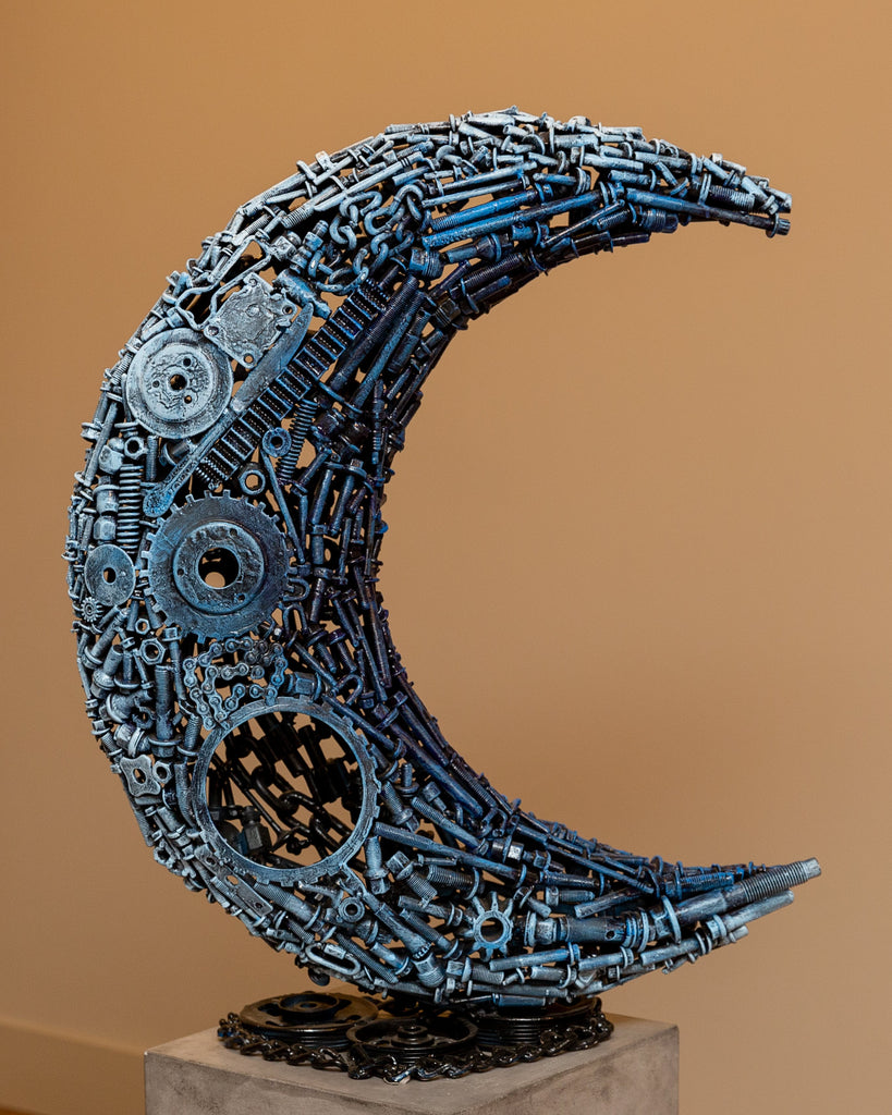 La Luna by Juan SotoMayor