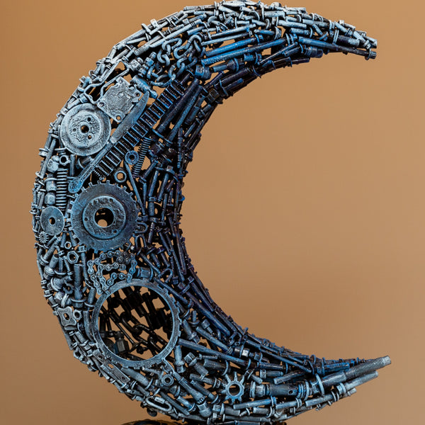 La Luna by Juan SotoMayor
