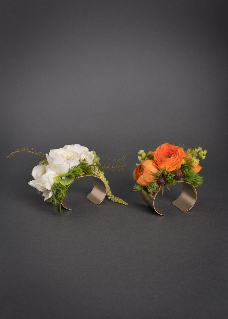 Ranuncula Fresh Floral Cuff